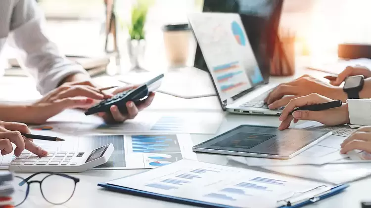 Οι εννέα αλλαγές στο νέο εργασιακό νομοσχέδιο Οι εννέα αλλαγές στο νέο εργασιακό νομοσχέδιο