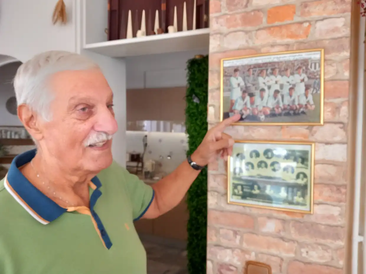 Ο παλαίμαχος τερματοφύλακας Πέτρος Πουρπουτίδης αναπολεί τις στιγμές δόξας του Πιερικού Ο παλαίμαχος τερματοφύλακας Πέτρος Πουρπουτίδης αναπολεί τις στιγμές δόξας του Πιερικού