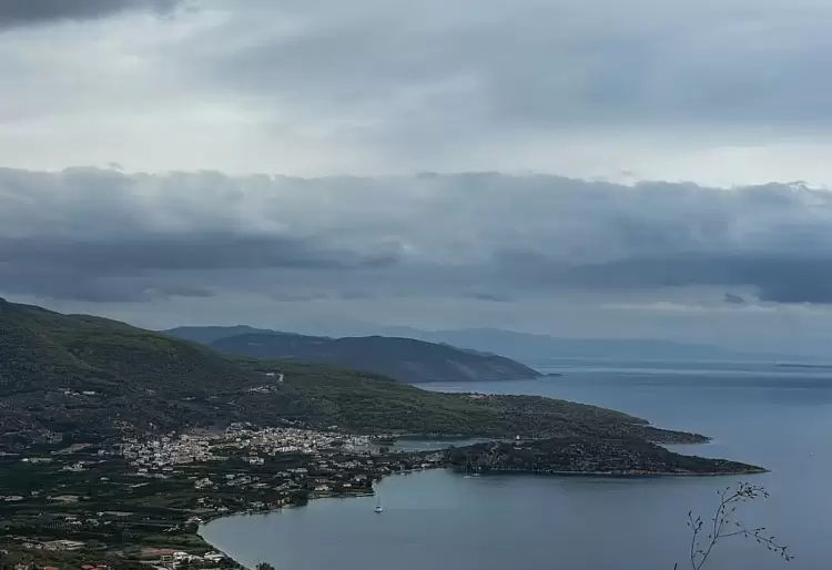 Πώς θα είναι ο καιρός σε Κατερίνη και Πιερία σήμερα Παρασκευή, 24 Οκτωβρίου 2025: Νεφώσεις με τοπικές βροχές