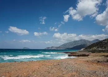 Πώς θα είναι ο καιρός σε Κατερίνη και Πιερία σήμερα Πέμπτη, 30 Οκτωβρίου 2025: Αίθριος με αραιές νεφώσεις