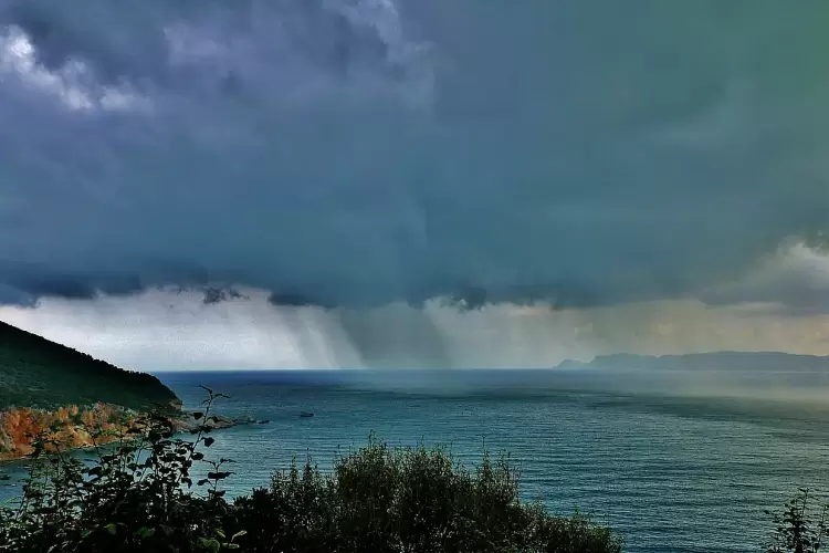 Πώς θα είναι ο καιρός σε Κατερίνη και Πιερία σήμερα Σάββατο, 18 Οκτωβρίου 2025: Νεφώσεις με τοπικές βροχές Πώς θα είναι ο καιρός σε Κατερίνη και Πιερία σήμερα Σάββατο, 18 Οκτωβρίου 2025: Νεφώσεις με τοπικές βροχές