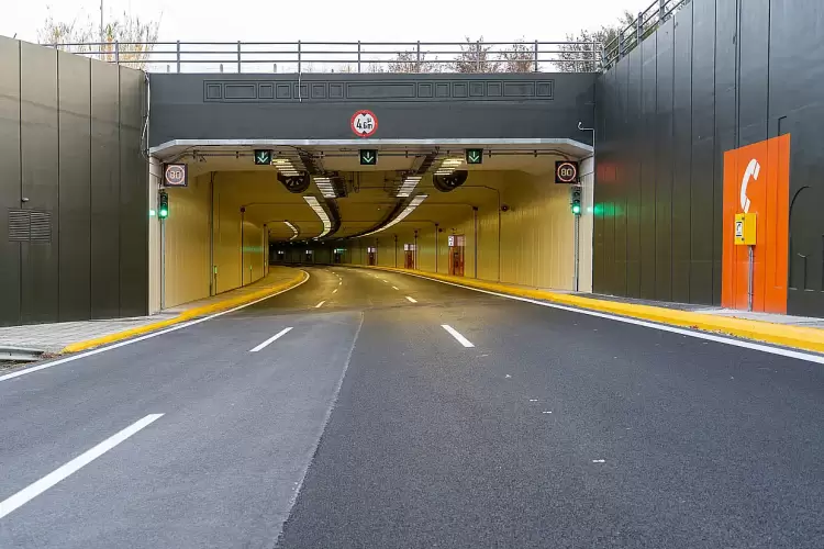 Σήραγγα Κατερίνης: Νέα εποχή με κορυφαία τεχνολογία και πρότυπα ασφάλειας (βίντεο & εικόνες) Σήραγγα Κατερίνης: Νέα εποχή με κορυφαία τεχνολογία και πρότυπα ασφάλειας, από σήμερα Δευτέρα 20/10/2025 στις 18:00