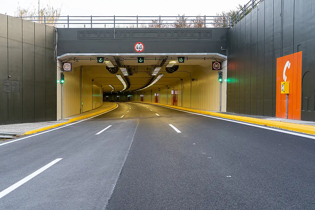 Σήραγγα Κατερίνης: Νέα εποχή με κορυφαία τεχνολογία και πρότυπα ασφάλειας (βίντεο & εικόνες) Σήραγγα Κατερίνης: Νέα εποχή με κορυφαία τεχνολογία και πρότυπα ασφάλειας, από σήμερα Δευτέρα 20/10/2025 στις 18:00