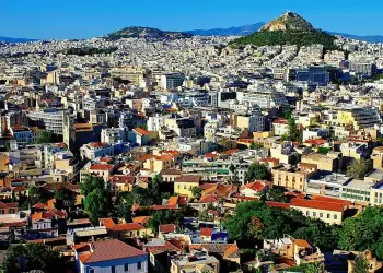 Στεγαστική κρίση: Νέα προγράμματα για φθηνότερα σπίτια