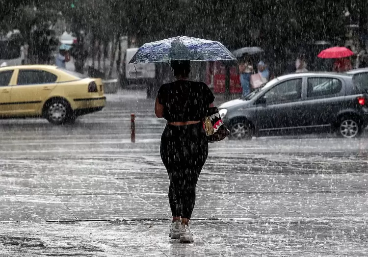 Βροχές και καταιγίδες σε όλη τη χώρα – Έρχεται αγιοδημητριάτικο καλοκαίρι