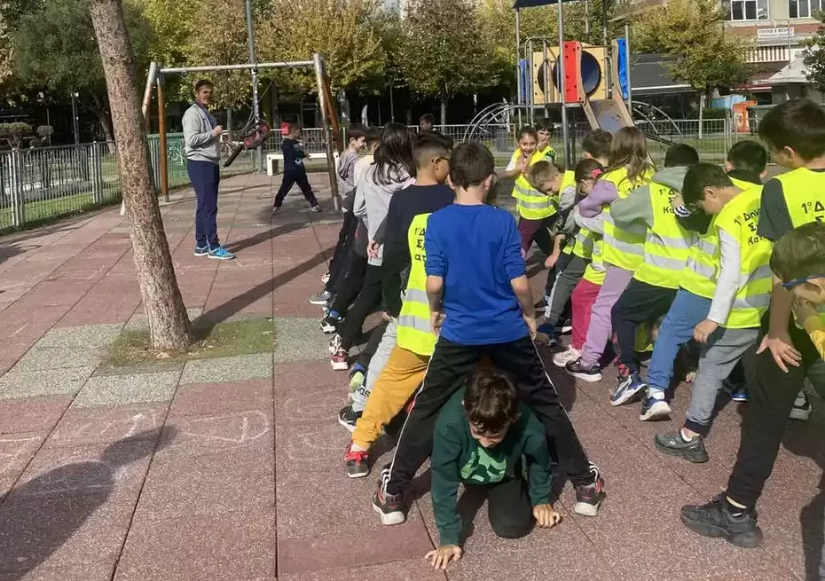 1ο Δημοτικό Σχολείο Κατερίνης: Καινοτόμες δράσεις φυσικής αγωγής 1ο Δημοτικό Σχολείο Κατερίνης: Καινοτόμες δράσεις φυσικής αγωγής