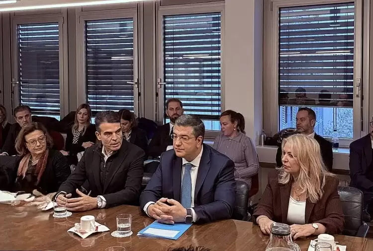 Άννα Μάνη – Παπαδημητρίου: Συνάντηση με τον Επίτροπο κ. Τζιτζικώστα στις Βρυξέλλες