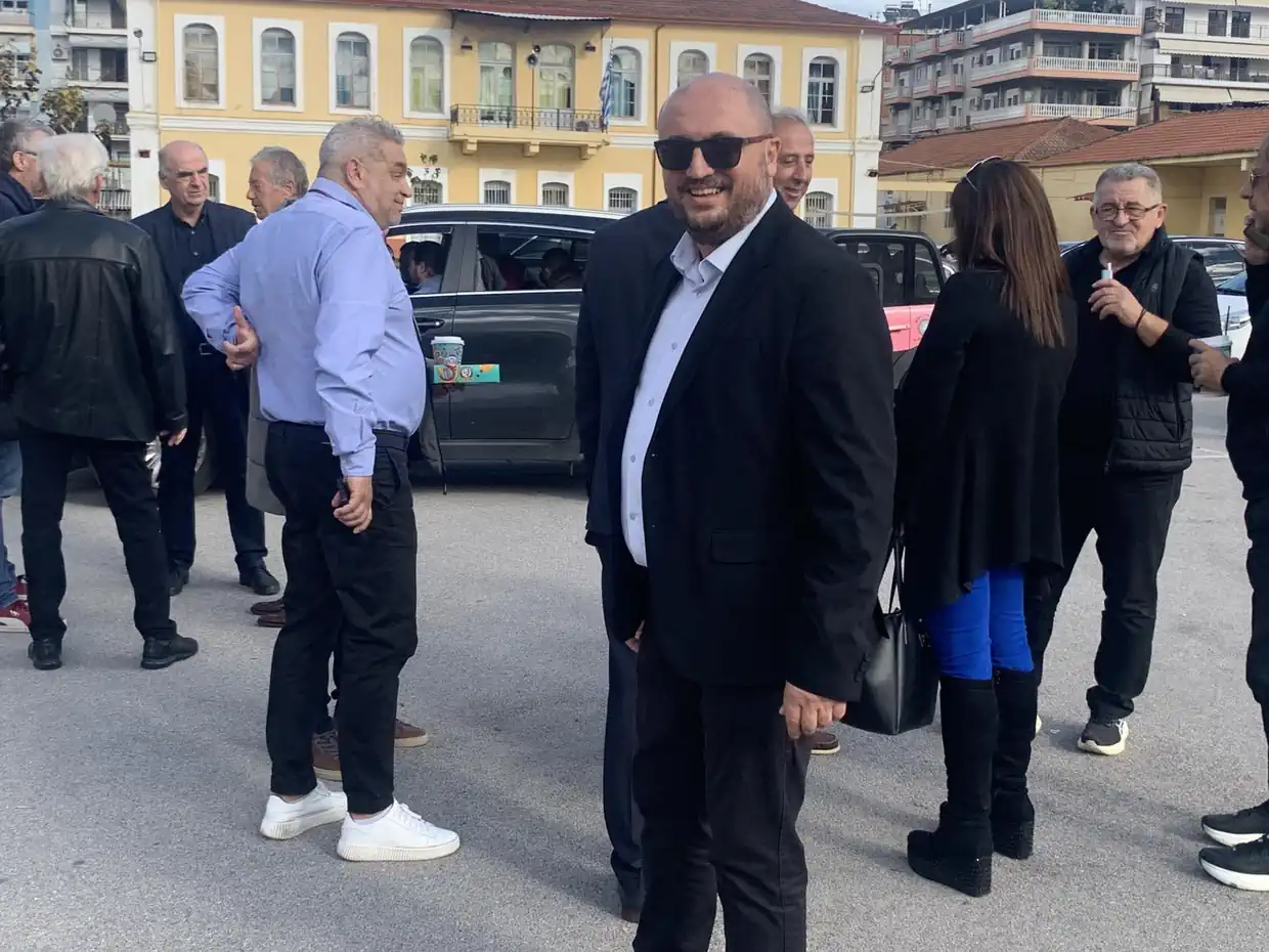 Εκλογές ΔΕΕΠ Πιερίας: Άνοιξαν οι κάλπες στο 5ο Γυμνάσιο Κατερίνης (Δηλώσεις & εικόνες) Εκλογές ΔΕΕΠ Πιερίας: Άνοιξαν οι κάλπες στο 5ο Γυμνάσιο Κατερίνης