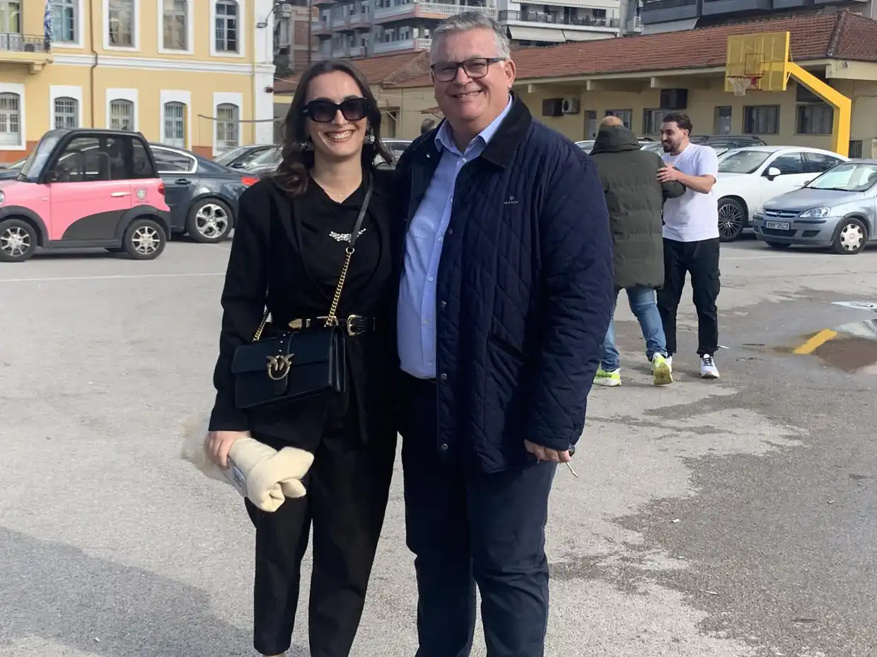 Εκλογές ΔΕΕΠ Πιερίας: Άνοιξαν οι κάλπες στο 5ο Γυμνάσιο Κατερίνης (Δηλώσεις & εικόνες) Εκλογές ΔΕΕΠ Πιερίας: Άνοιξαν οι κάλπες στο 5ο Γυμνάσιο Κατερίνης (Δηλώσεις & εικόνες)