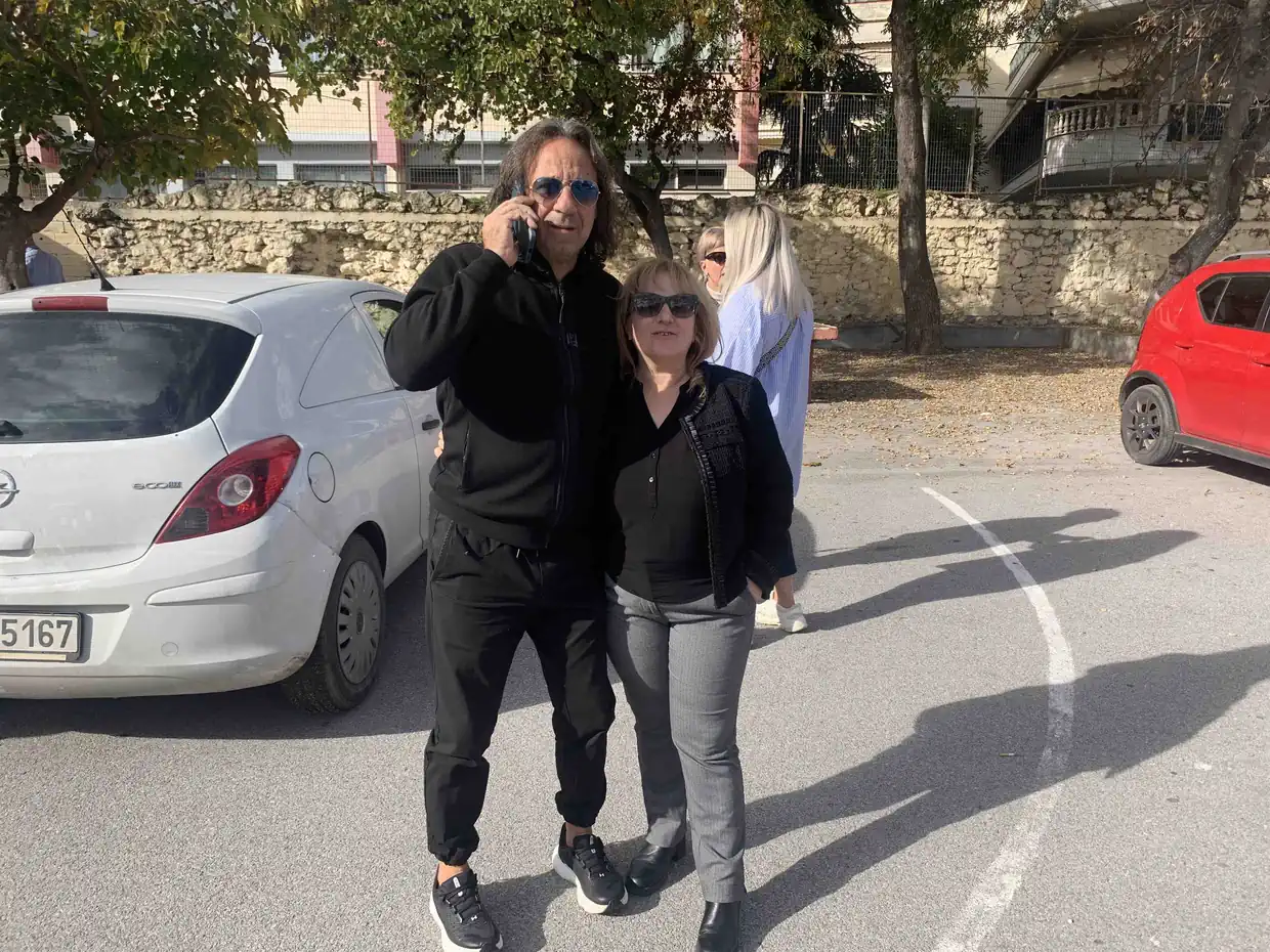 Εκλογές ΔΕΕΠ Πιερίας: Άνοιξαν οι κάλπες στο 5ο Γυμνάσιο Κατερίνης (Δηλώσεις & εικόνες) Εκλογές ΔΕΕΠ Πιερίας: Άνοιξαν οι κάλπες στο 5ο Γυμνάσιο Κατερίνης