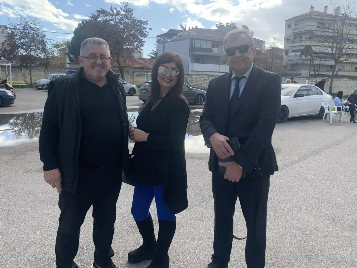 Εκλογές ΔΕΕΠ Πιερίας: Άνοιξαν οι κάλπες στο 5ο Γυμνάσιο Κατερίνης (Δηλώσεις & εικόνες) Εκλογές ΔΕΕΠ Πιερίας: Άνοιξαν οι κάλπες στο 5ο Γυμνάσιο Κατερίνης