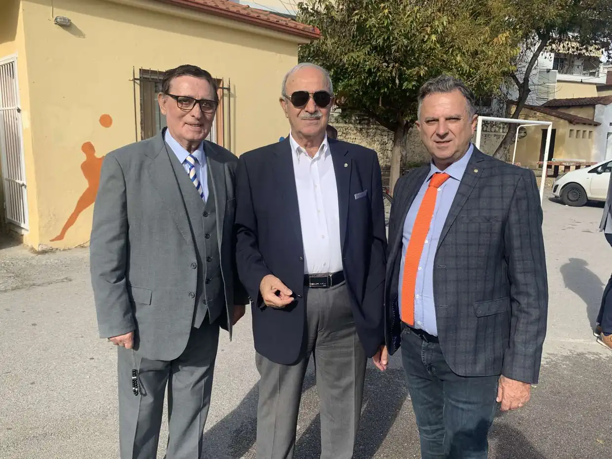 Εκλογές ΔΕΕΠ Πιερίας: Άνοιξαν οι κάλπες στο 5ο Γυμνάσιο Κατερίνης (Δηλώσεις & εικόνες) Εκλογές ΔΕΕΠ Πιερίας: Άνοιξαν οι κάλπες στο 5ο Γυμνάσιο Κατερίνης