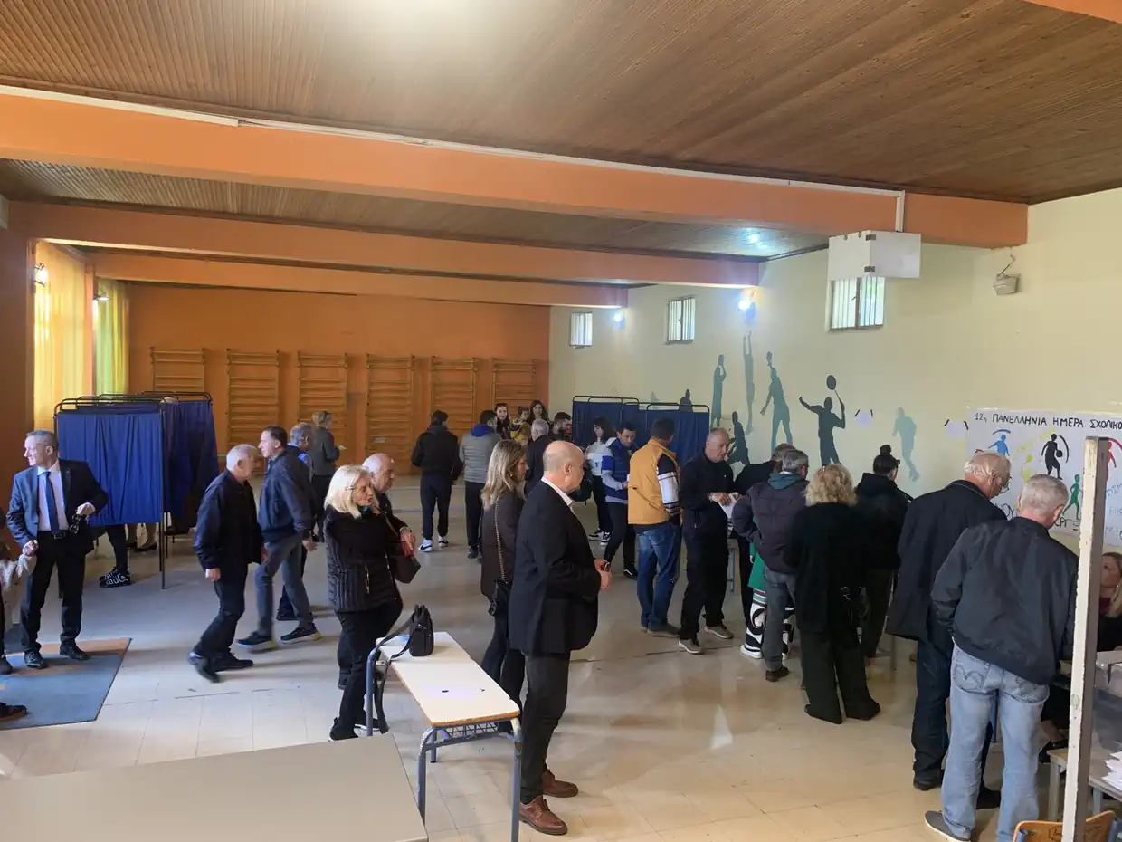 Εκλογές ΔΕΕΠ Πιερίας: Άνοιξαν οι κάλπες στο 5ο Γυμνάσιο Κατερίνης (Δηλώσεις & εικόνες) Εκλογές ΔΕΕΠ Πιερίας: Άνοιξαν οι κάλπες στο 5ο Γυμνάσιο Κατερίνης