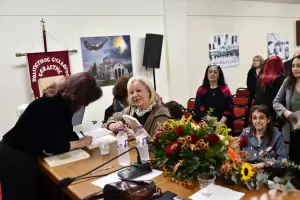 Ένωση Ποντίων Πιερίας: «❜𝚺η προσφυγιάς τα στράτας» - Παρουσίαση του βιβλίου της Χρυσούλας Ασλανίδου – Κωνσταντίνου Ένωση Ποντίων Πιερίας: «❜𝚺η προσφυγιάς τα στράτας» – Παρουσίαση του βιβλίου της Χρυσούλας Ασλανίδου – Κωνσταντίνου