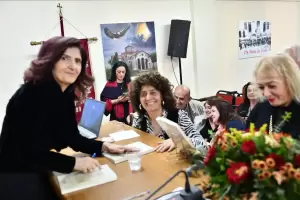 Ένωση Ποντίων Πιερίας: «❜𝚺η προσφυγιάς τα στράτας» - Παρουσίαση του βιβλίου της Χρυσούλας Ασλανίδου – Κωνσταντίνου Ένωση Ποντίων Πιερίας: «❜𝚺η προσφυγιάς τα στράτας» – Παρουσίαση του βιβλίου της Χρυσούλας Ασλανίδου – Κωνσταντίνου