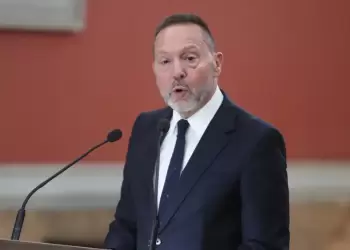 Γιάννης Στουρνάρας: Οι ελληνικές βιομηχανίες αντιμετωπίζουν δυσβάσταχτο ενεργειακό κόστος Γιάννης Στουρνάρας: Οι ελληνικές βιομηχανίες αντιμετωπίζουν δυσβάσταχτο ενεργειακό κόστος