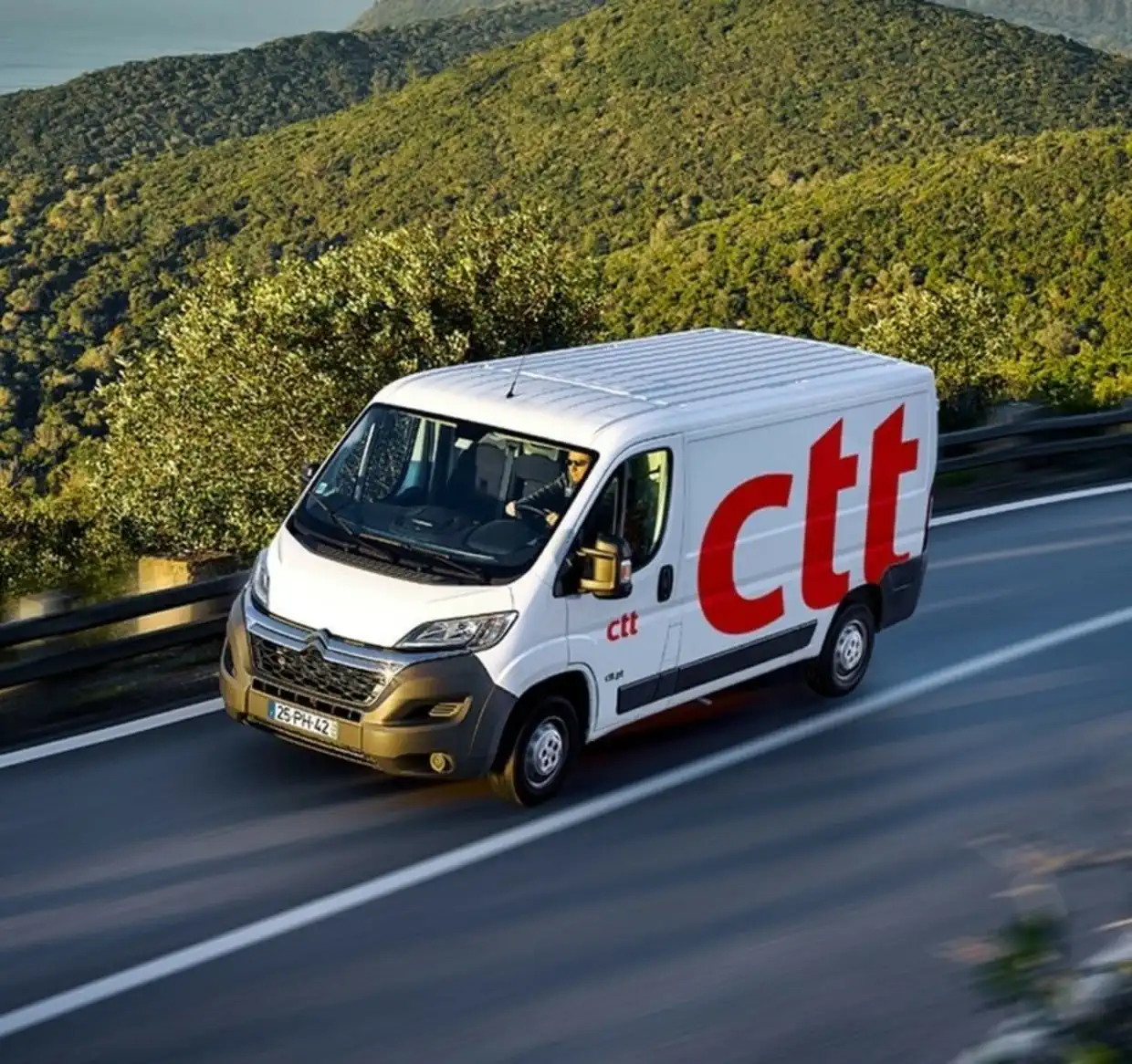 Έτσι λειτουργούν τα ταχυδρομεία στην Ευρώπη: Lockers, αpplications και ρομπότ διανομής