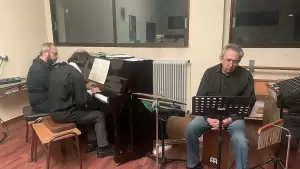 Κατερίνη: Η παράσταση «Όταν ο κύκνος ονειρεύεται» μάγεψε το κοινό στο Δημοτικό Ωδείο