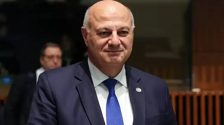 Ο Κώστας Τσιάρας παρέδωσε στον Άρειο Πάγο φάκελο με στοιχεία για την ευλογιά των αιγοπροβάτων