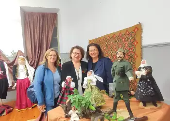 Ο Κοτζά Αναστάς στην Έκθεση Χειροποίητης Κούκλας του Φεστιβάλ Πολιτισμού