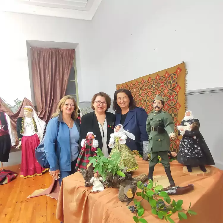 Ο Κοτζά Αναστάς στην Έκθεση Χειροποίητης Κούκλας του Φεστιβάλ Πολιτισμού