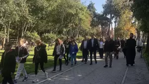 Μαθητές «συστήνουν τον τόπο μου» στα Αικατερίνεια 2025 – Δήμος & 2ο Δημοτικό Κατερίνης πρωτοπορούν