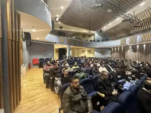 «Μη ξεχάσεις ν’ αγαπήσεις»: Ομιλία σε νεανική σύναξη στην Κατερίνη