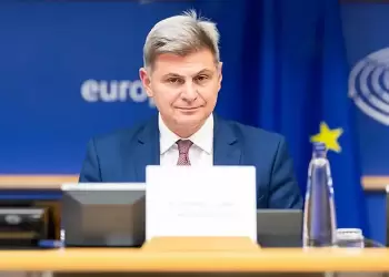 Νικόλας Φαραντούρης: Προστασία των Χριστιανών σε Μέση Ανατολή και Νιγηρία ζήτησε από Κομισιόν