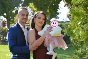 Όμορφη βάπτιση της Ιωάννας στον Λουτρό Αλεξάνδρειας – Ευχές στους γονείς