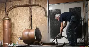 Παράδοση με τσίπουρο στον Κολινδρό – Τιμή στον Θεόδωρο Γρηγορόπουλο