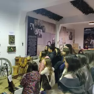 Πολιτιστικός Σύλλογος Σταθμού Κατερίνης: Επίσκεψη στη Μόνιμη Έκθεση Ιστορικής Μνήμης Νεοκαισάρειας Πολιτιστικός Σύλλογος Σταθμού Κατερίνης: Επίσκεψη στη Μόνιμη Έκθεση Ιστορικής Μνήμης Νεοκαισάρειας