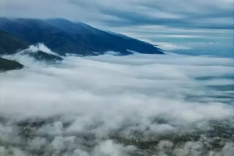 Πώς θα είναι ο καιρός σε Κατερίνη και Πιερία σήμερα Τρίτη, 18 Νοεμβρίου 2025: Νεφώσεις με βροχές