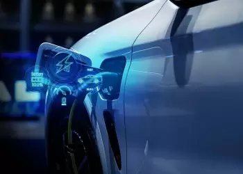 Πόσα ευρώ γλιτώνω τον μήνα με ηλεκτρικό αυτοκίνητο – Η μεγάλη διαφορά στο κόστος