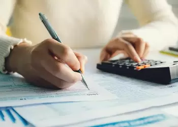 Προσυμπληρωμένες φορολογικές δηλώσεις 2026: Τι αλλάζει και ποιοι ωφελούνται