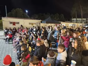 Χριστουγεννιάτικο Μουσικό Χωριό: «Αυθεντική» γεύση Χριστουγέννων στην αυλή του Μουσικού Σχολείου Κατερίνης