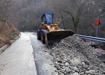 Αποκαταστάσεις ζημιών στο οδικό δίκτυο Πιερίας μετά την κακοκαιρία Byron Αποκαταστάσεις ζημιών στο οδικό δίκτυο Πιερίας μετά την κακοκαιρία Byron