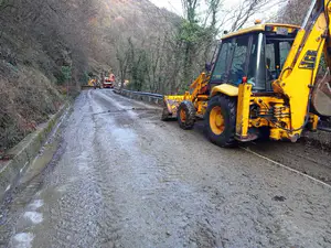 Αποκαταστάσεις ζημιών στο οδικό δίκτυο Πιερίας μετά την κακοκαιρία Byron