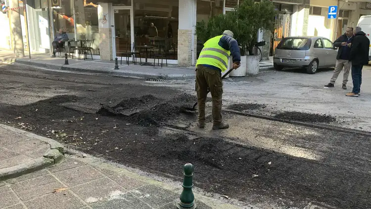 Βημα..τίζοντας: Ασφαλτόστρωση στην οδό Βότση – Συνεχίζονται οι παρεμβάσεις στην Κατερίνη Ασφαλτόστρωση στην οδό Βότση – Συνεχίζονται οι παρεμβάσεις στην Κατερίνη