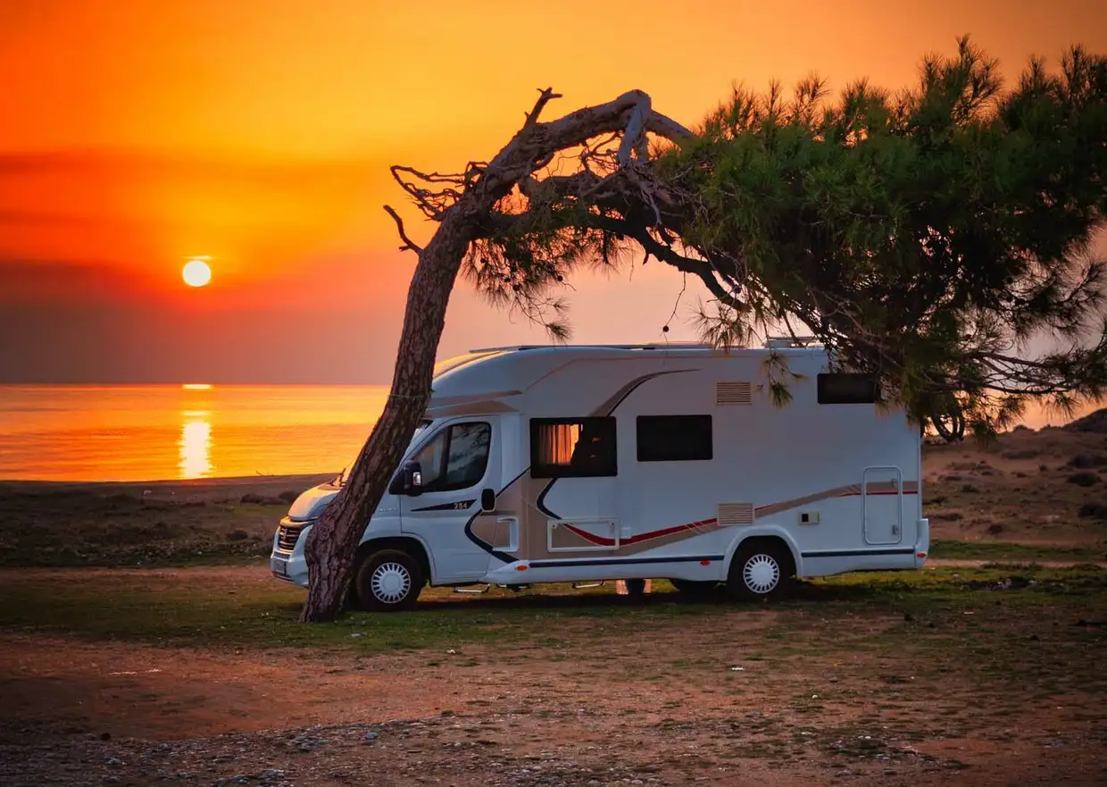 Αυτοκινητόσπιτο Αυτοκινητόσπιτο