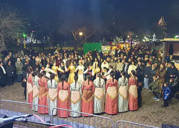 Ποντιακή παράδοση από την Ένωση Ποντίων Πιερίας στο Πάρκο των Χρωμάτων Αυτόματο προσχέδιο