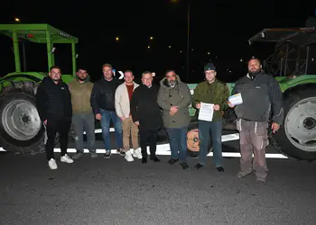 Ο Δήμαρχος στο μπλόκο του Βαρυκού Ο Δήμαρχος στο μπλόκο του Βαρυκού