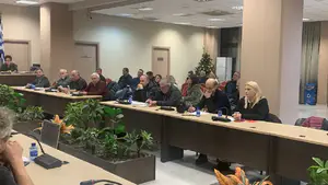 Δημοτικό Συμβούλιο Κατερίνης: Εντάσεις με επίκεντρο η μείωση τελών και η παραχώρηση κτηρίου σε ιδιώτες