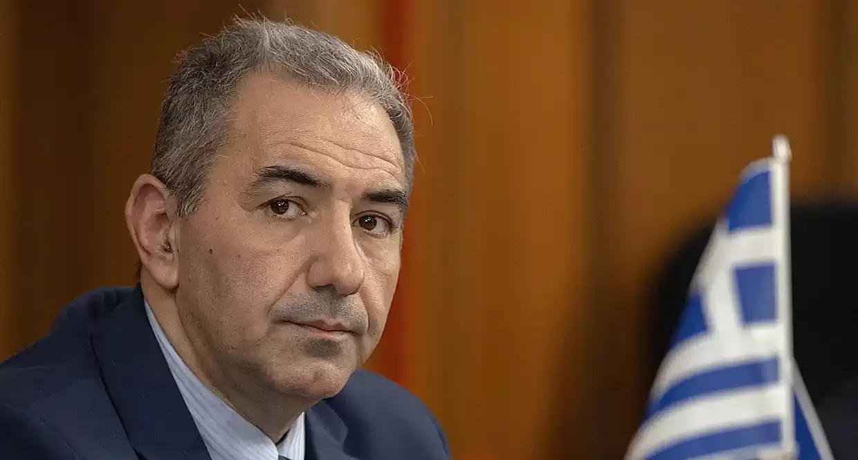 Η Ελληνική Γλώσσα ως συντελεστής ήπιας ισχύος και μέσο επιρροής για την ενίσχυση της γεωπολιτικής θέσης της Ελλάδας Η Ελληνική Γλώσσα ως συντελεστής ήπιας ισχύος και μέσο επιρροής για την ενίσχυση της γεωπολιτικής θέσης της Ελλάδας