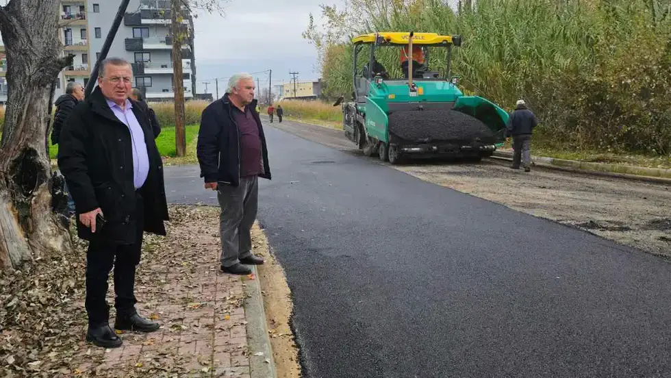 Εντείνονται οι ασφαλτοστρώσεις στην Κατερίνη – Αυτοψία Ντούμου στις παρεμβάσεις αναβάθμισης