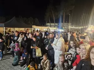 «Ενθουσίασε» μικρούς και μεγάλους το «Χριστουγεννιάτικο Μουσικό Χωριό» του Μουσικού Σχολείου Κατερίνης