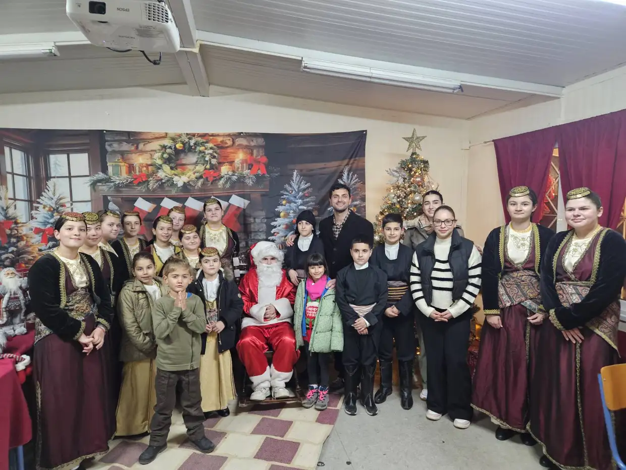 «Ενθουσίασε» μικρούς και μεγάλους το «Χριστουγεννιάτικο Μουσικό Χωριό» του Μουσικού Σχολείου Κατερίνης