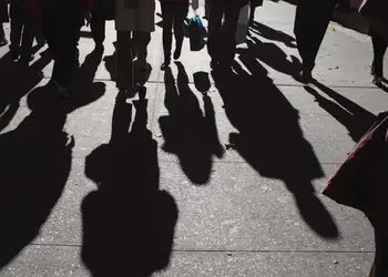 Έρευνα ΕΛΣΤΑΤ για το εργατικό δυναμικό: Στο 8,2% η ανεργία – Γυναίκες και νέοι στα υψηλότερα ποσοστά