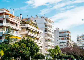 Έρχεται ο «ΑΜΚΑ των σπιτιών» – Ο Μ.Α.Τ.Α. αλλάζει αγοραπωλησίες και μεταβιβάσεις από το 2026