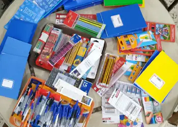 Φιλανθρωπική δράση «Έστω και μισό μολύβι!» Φιλανθρωπική δράση «Έστω και μισό μολύβι!»