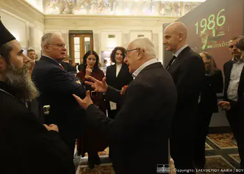 Φώντας Μπαραλιάκος: Με την ιδιότητα του Προέδρου της Επιτροπής της Βιβλιοθήκης της Βουλής στα εγκαίνια της έκθεσης «Το δικό μας Σύνταγμα, 1975–2025» Φώντας Μπαραλιάκος: Με την ιδιότητα του Προέδρου της Επιτροπής της Βιβλιοθήκης της Βουλής στα εγκαίνια της έκθεσης «Το δικό μας Σύνταγμα, 1975–2025»